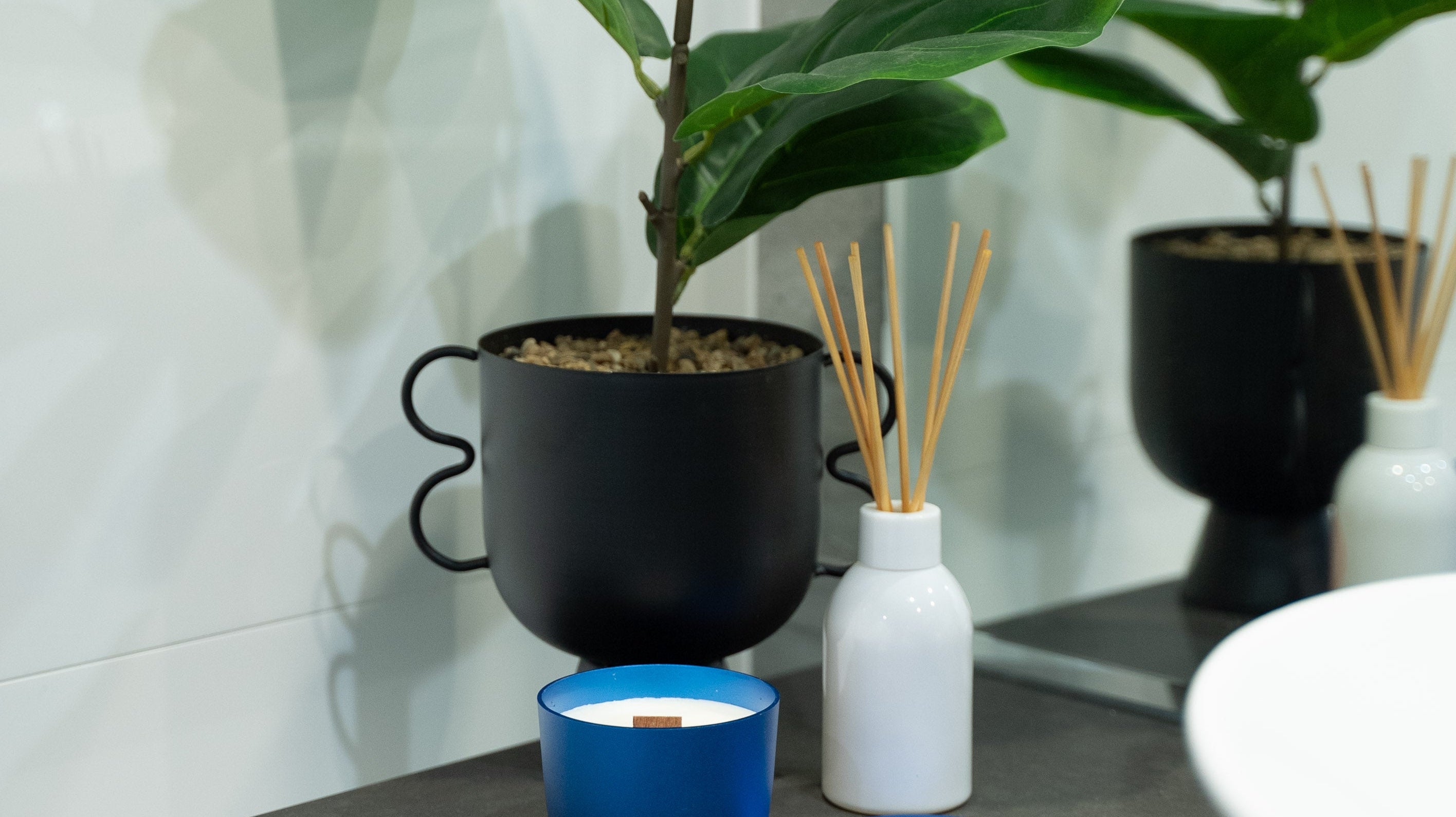 Designer Candles: The Art of Elevating Home Décor