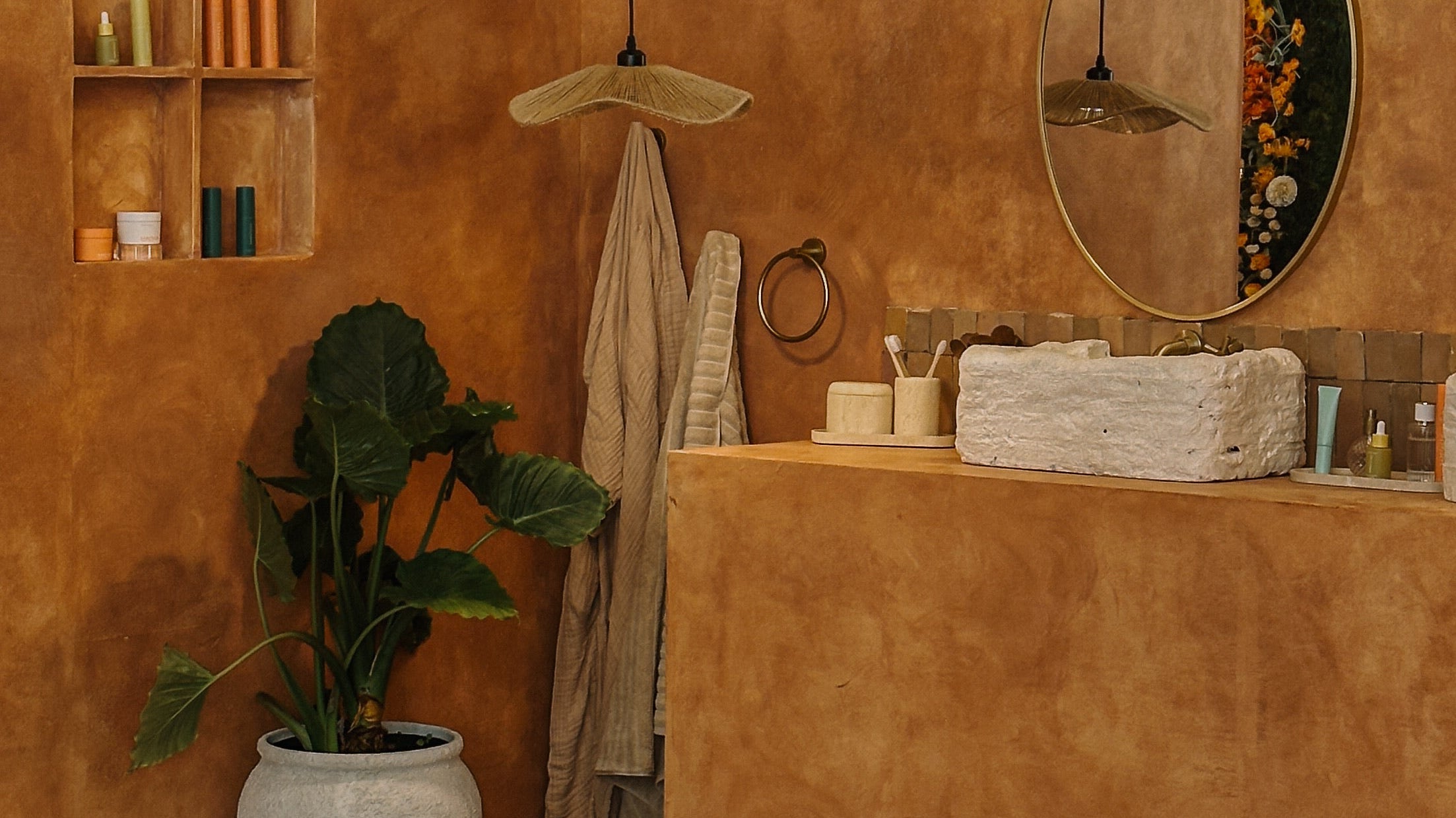 What’s Replacing Minimalism? The Rise of ‘Warm Modern’ and How to Style It
