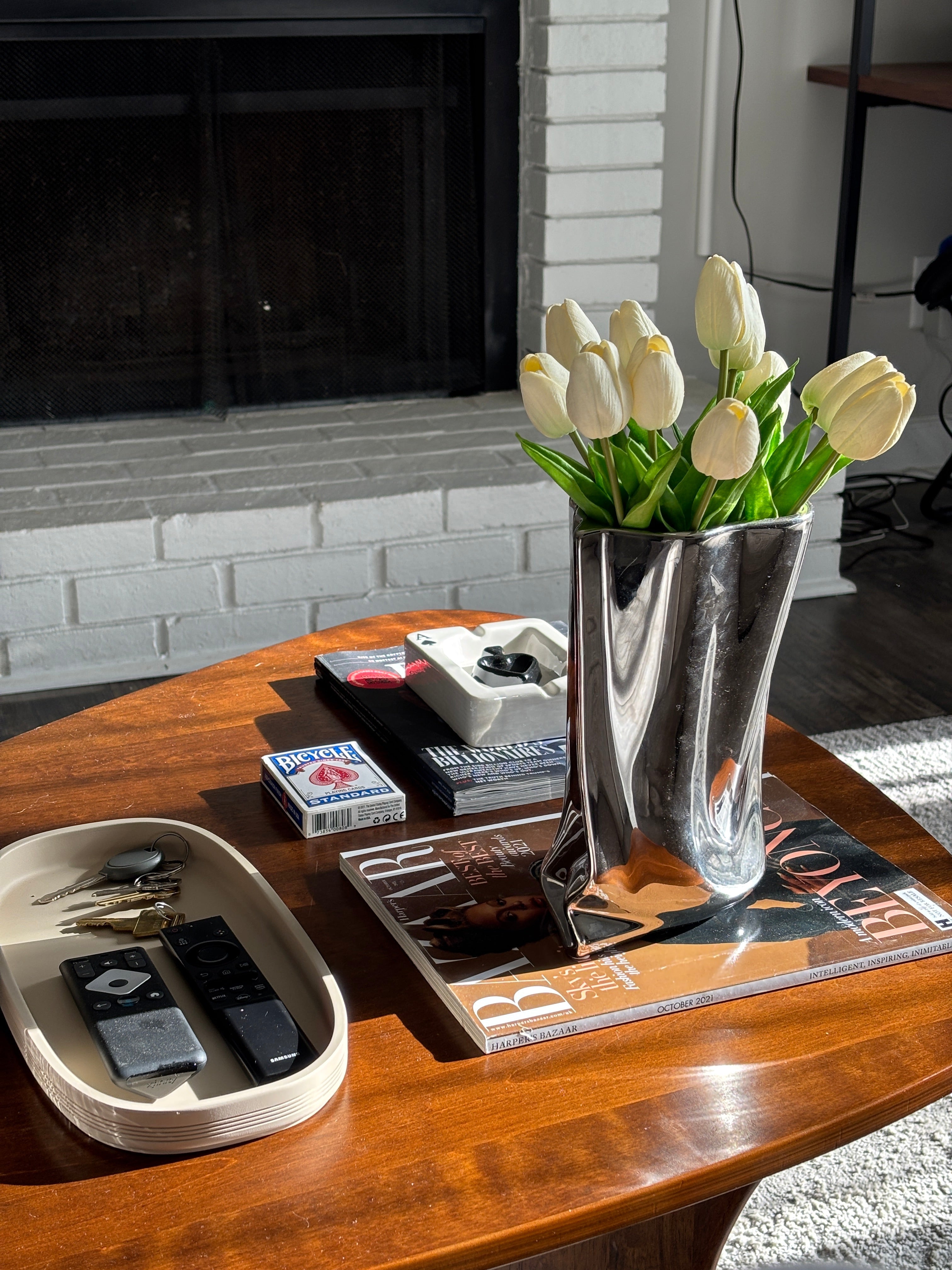 How to Style a Coffee Table That Reflects Your Inner World